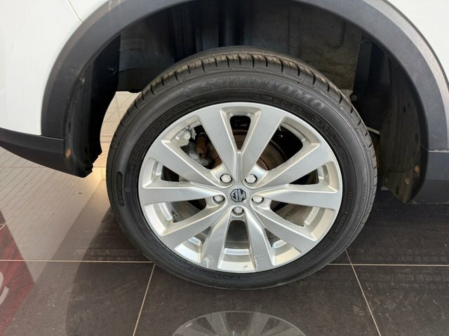 MG ZS Suv SG18VTL White #3