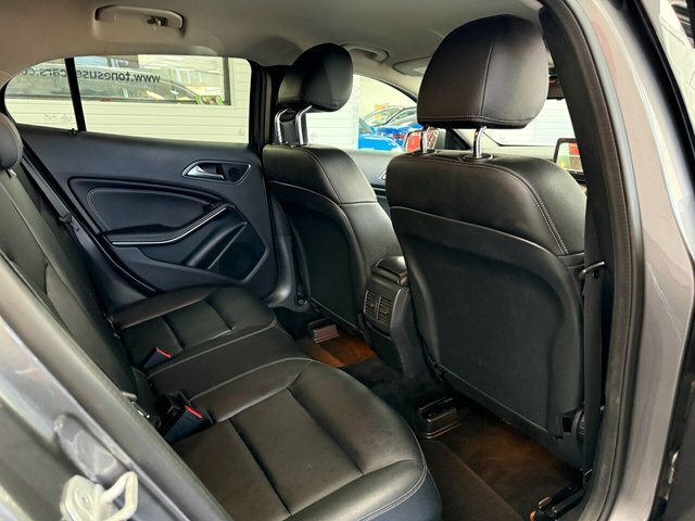 Mercedes-Benz GLA Class Gla 200 Sport Executive D KP67ALO Grey #4