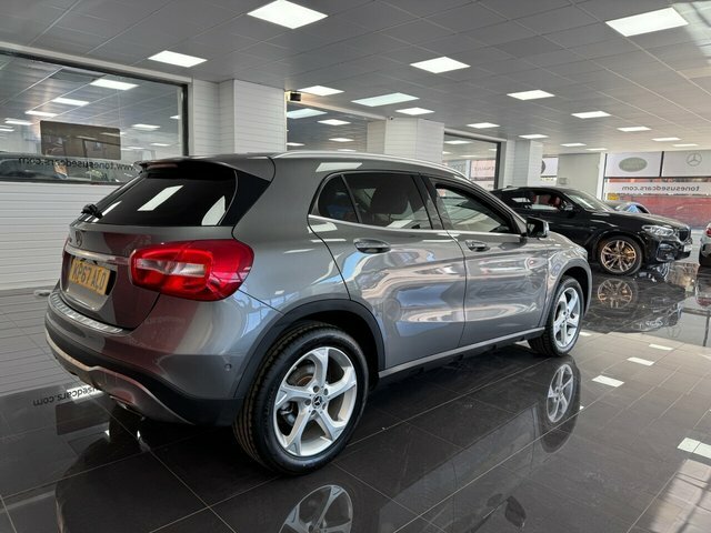 Mercedes-Benz GLA Class Gla 200 Sport Executive D KP67ALO Grey #2