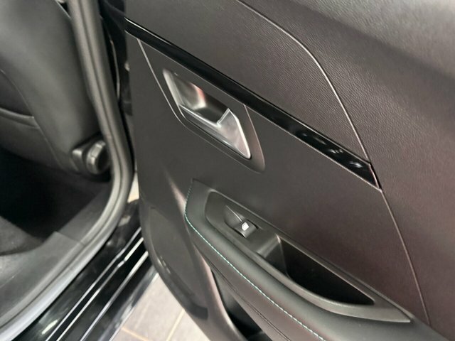 Peugeot 208 208 Allure Premium Puretech Ss BG70YZP Black #5