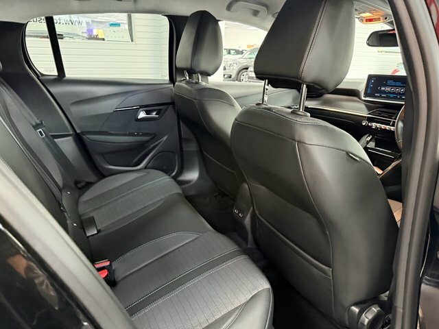 Peugeot 208 208 Allure Premium Puretech Ss BG70YZP Black #3