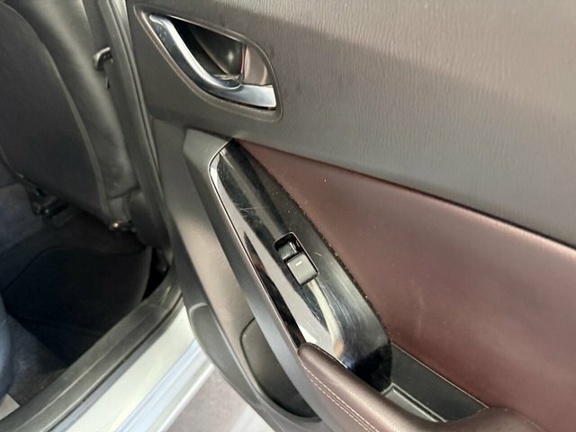 Mazda 3 Hatchback FN17GZE Silver #5