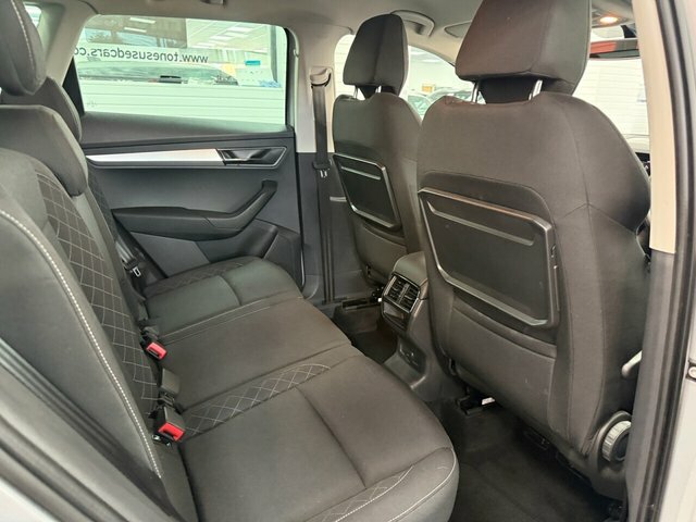 Skoda Karoq Suv DU18ODA Silver #4