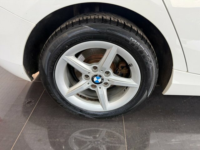 BMW 1 Series 118D Se YL18OJD White #3