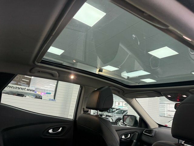 Renault Kadjar Suv SC69XNH White #6
