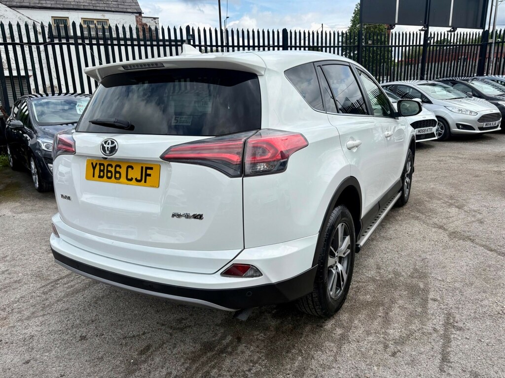 Toyota Rav 4 2.0 D-4d Business Edition Euro 6 Ss Safety White #4