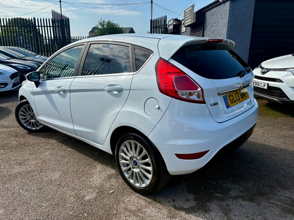 Ford Fiesta 1.0T Ecoboost Titanium Euro 5 Ss GL13WMF  #2