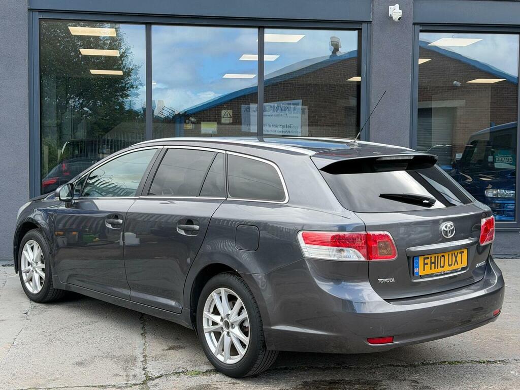 Toyota Avensis Estate 1.8 V-matic Tr Tourer Euro 4 201010 FH10UXT Grey #5
