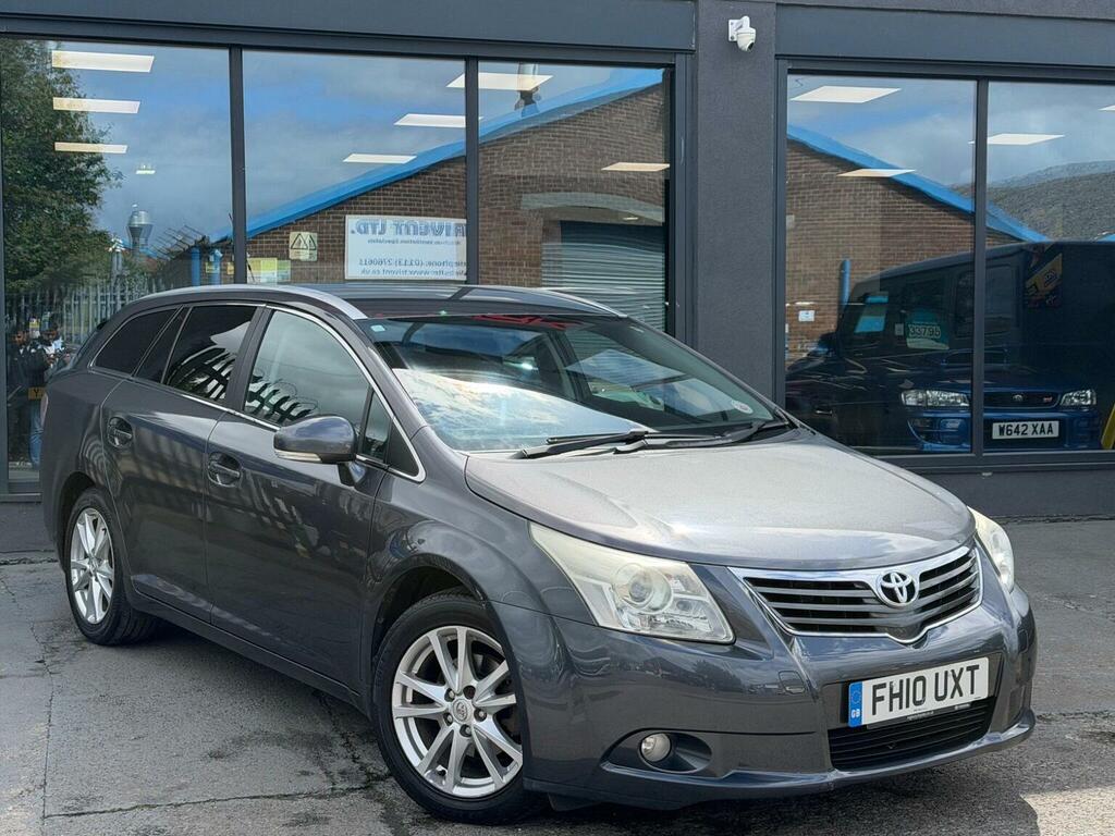 Toyota Avensis Estate 1.8 V-matic Tr Tourer Euro 4 201010 FH10UXT Grey #2