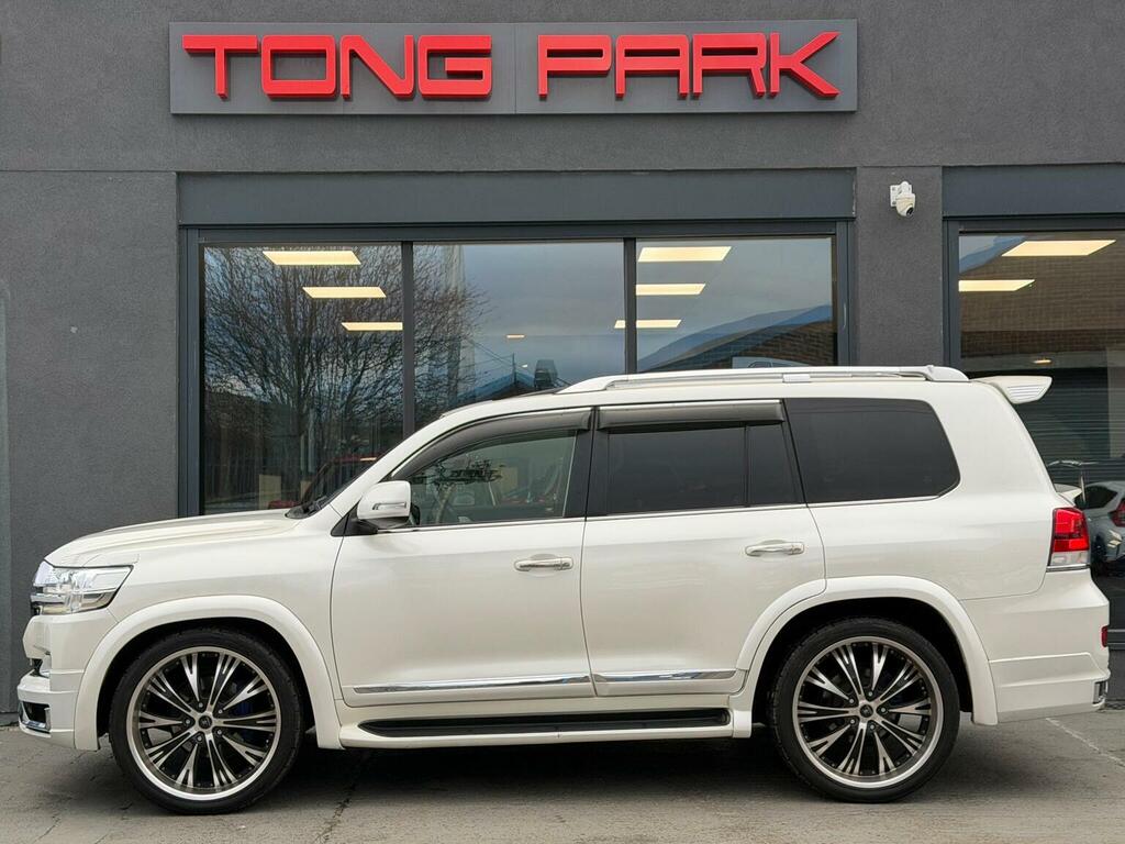 Toyota Land Cruiser Amazon Suv 4.6 V8 8 Seat 201767 White #11