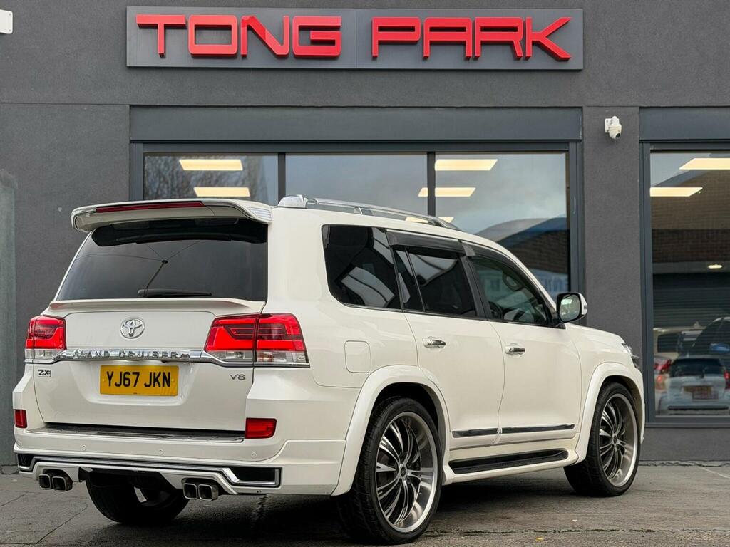 Toyota Land Cruiser Amazon Suv 4.6 V8 8 Seat 201767 White #9