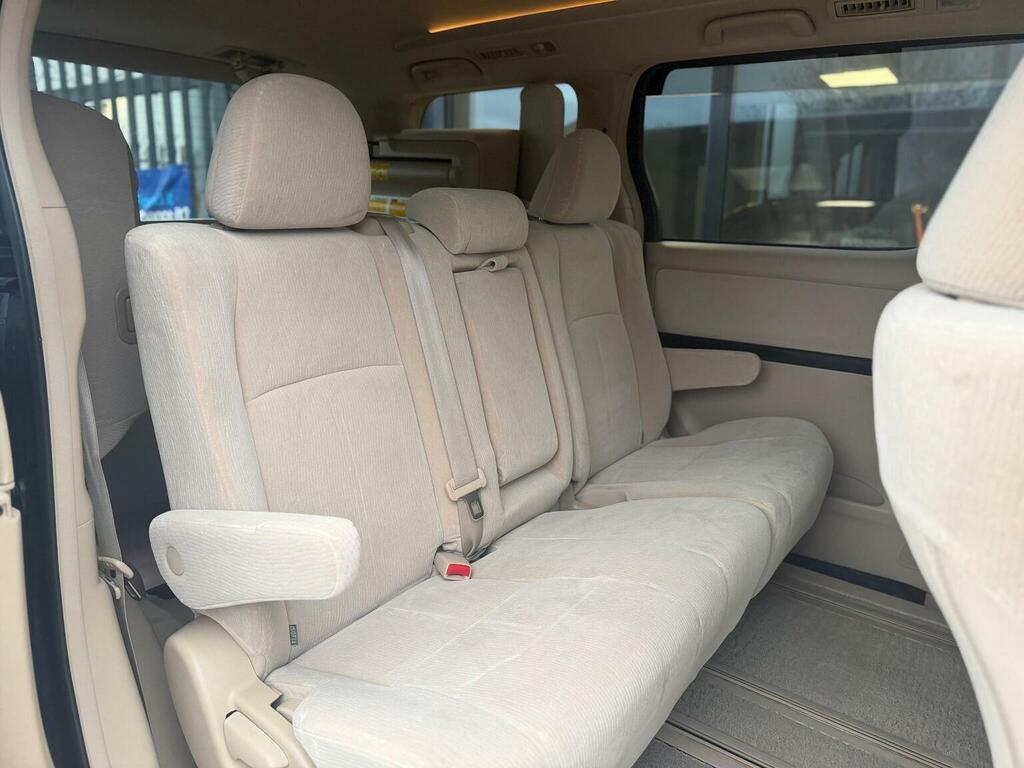 Toyota Alphard Mpv White #23