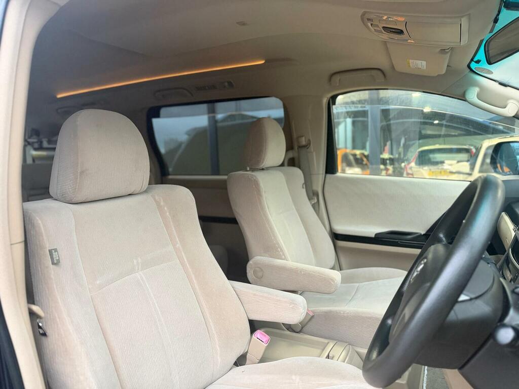 Toyota Alphard Mpv White #21