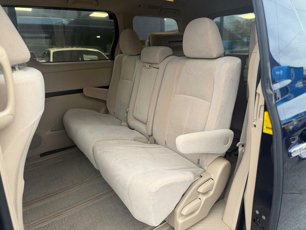 Toyota Alphard Mpv White #3