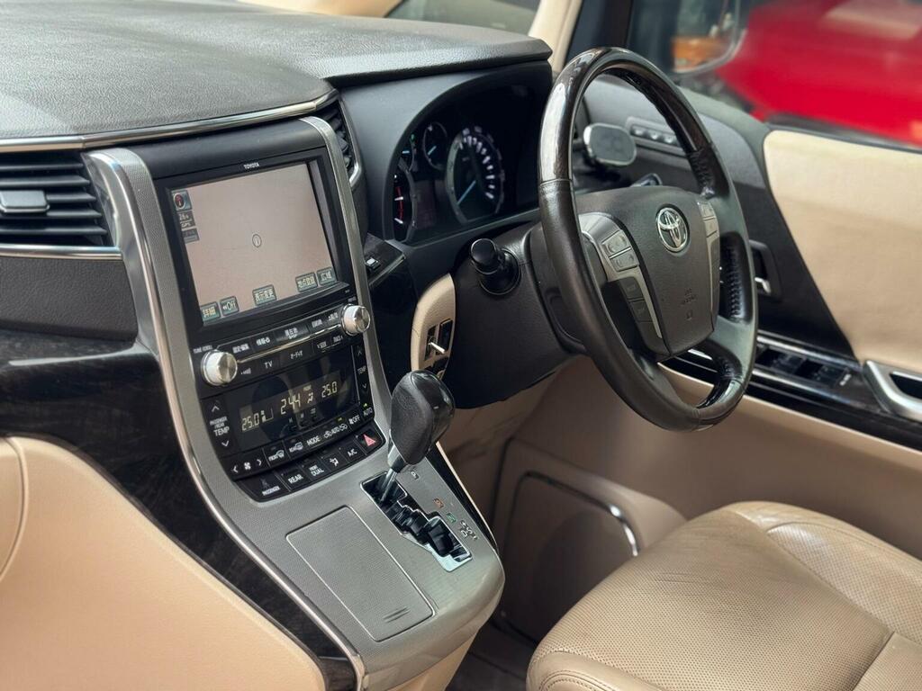Toyota Alphard Mpv 3.5 Royal Lounge Executive 201313 Black #6