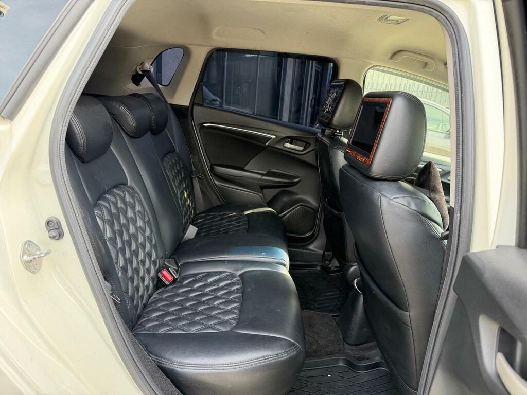 Honda Fit Hatchback 201424 Silver #24