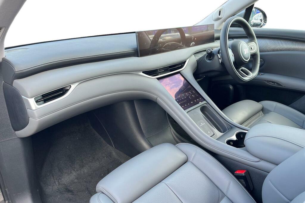MG IM6 100Kwh Launch Edition Suv 4Wd Grey #2