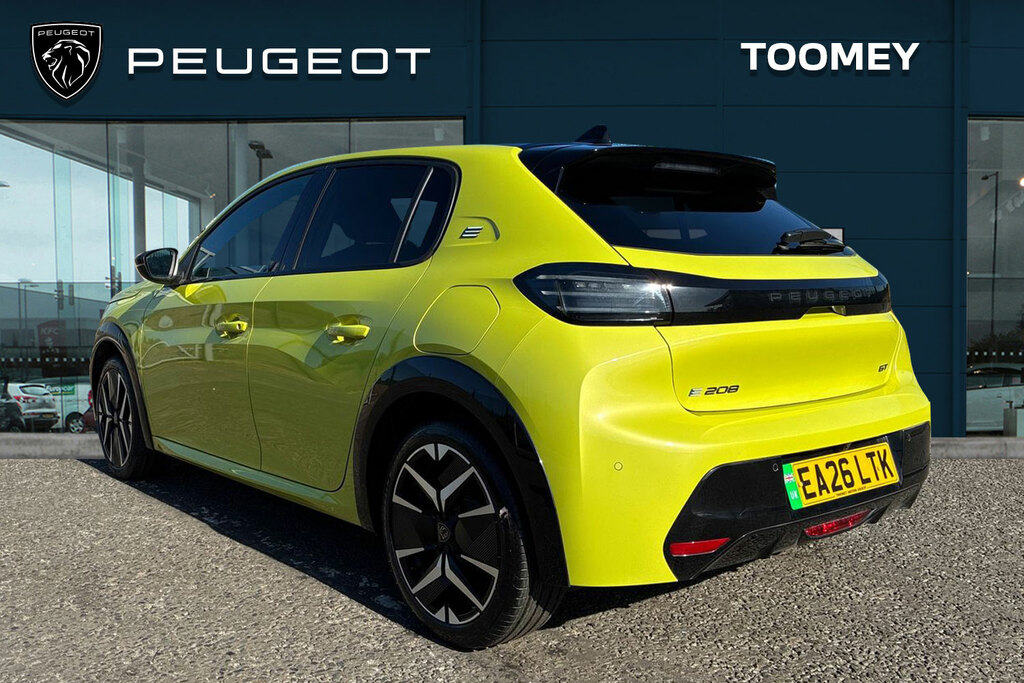 Peugeot e-208 50Kwh Gt Hatchback Yellow #3