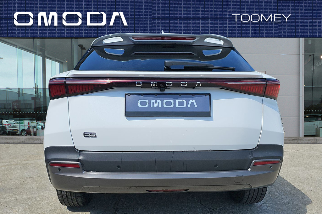 Omoda E5 61.05Kwh Noble Suv White #6