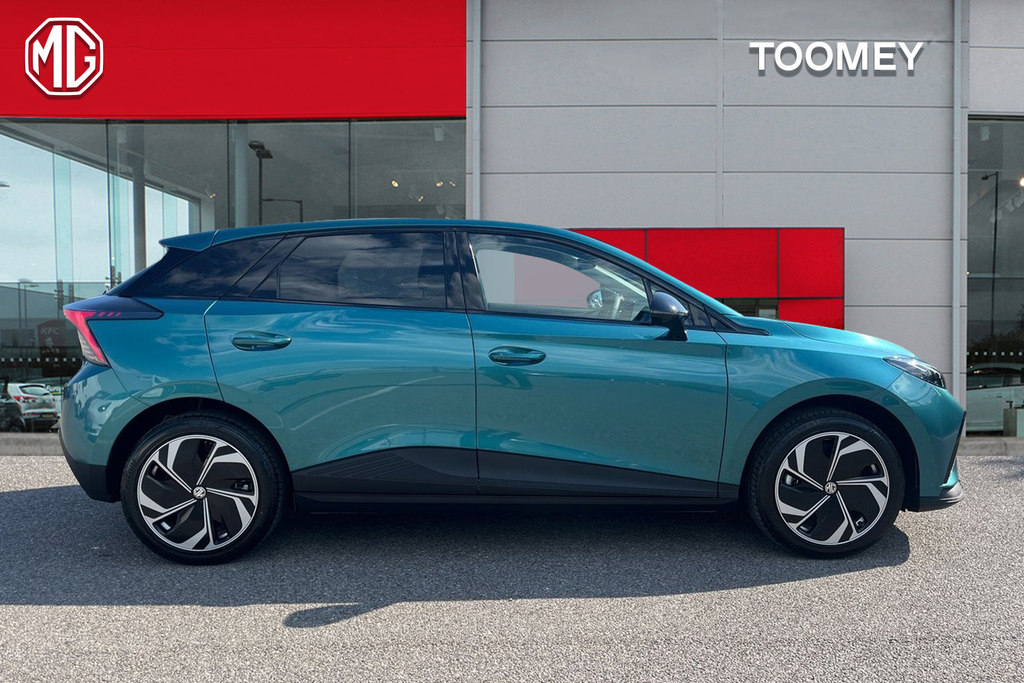 MG MG4 170Kw Premium Long Range 64Kwh Hatchback Green #4