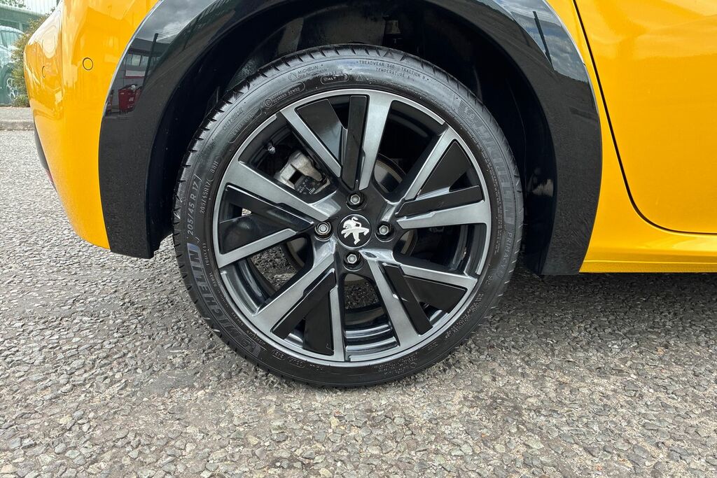 Peugeot 208 1.2 Puretech Gt Premium Hatchback Eat EJ71KBX Yellow #5