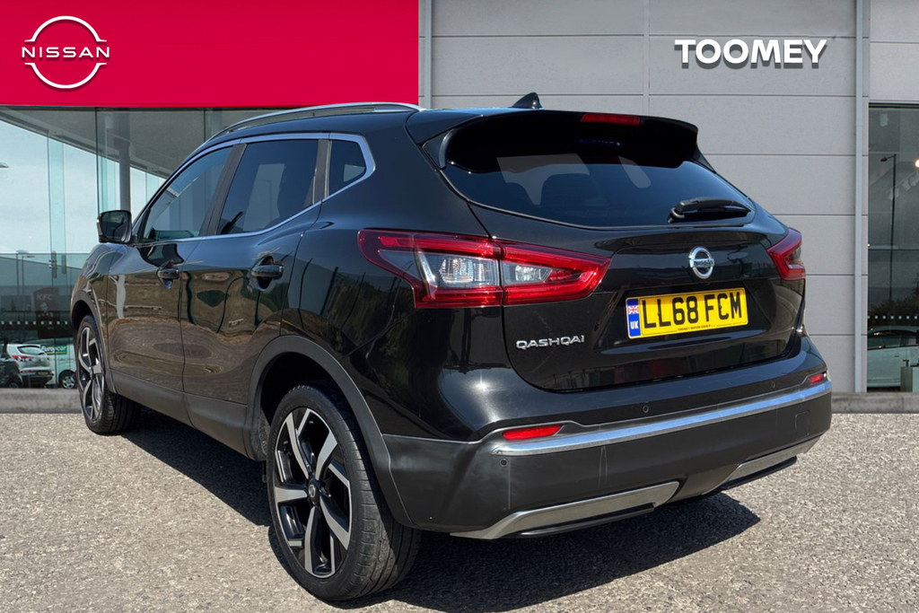 Nissan Qashqai 1.3 Dig T Tekna Plus Suv Dct LL68FCM Black #3