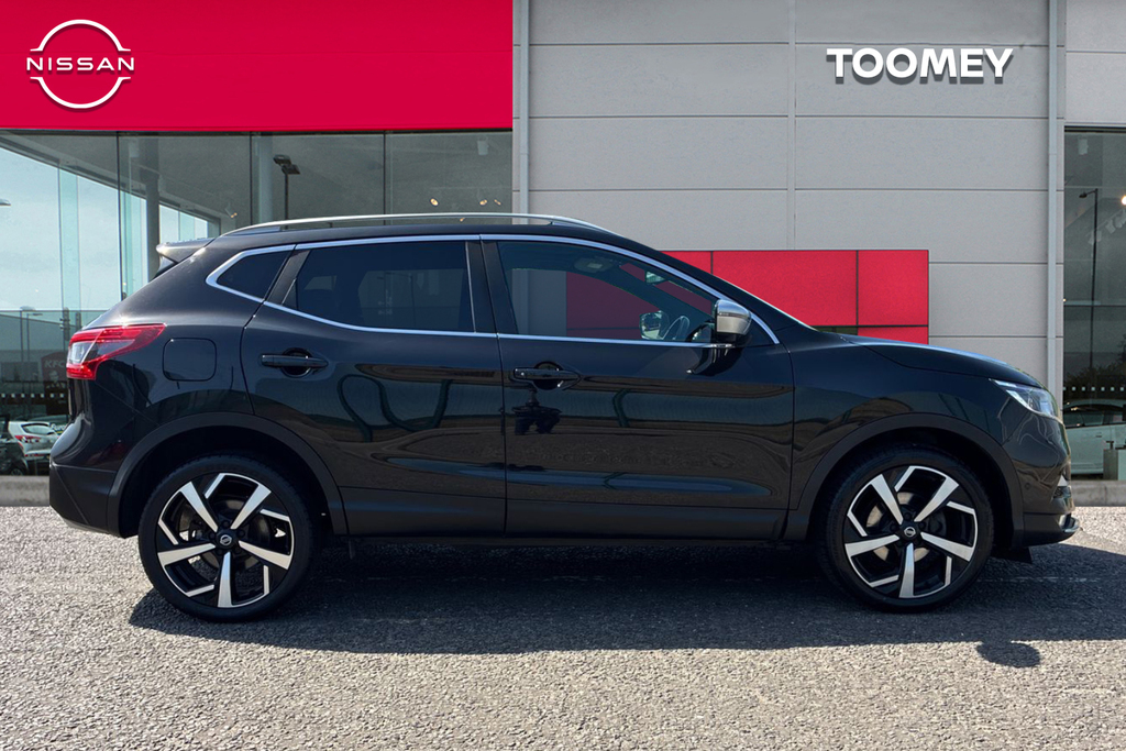 Nissan Qashqai 1.3 Dig T Tekna Plus Suv Dct LL68FCM Black #4