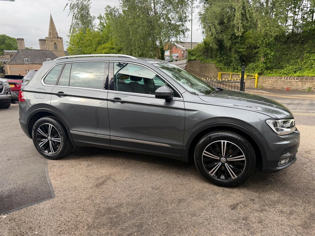Volkswagen Tiguan 2.0 Tdi Se Navigation Euro 6 Ss EA68AYW Grey #2