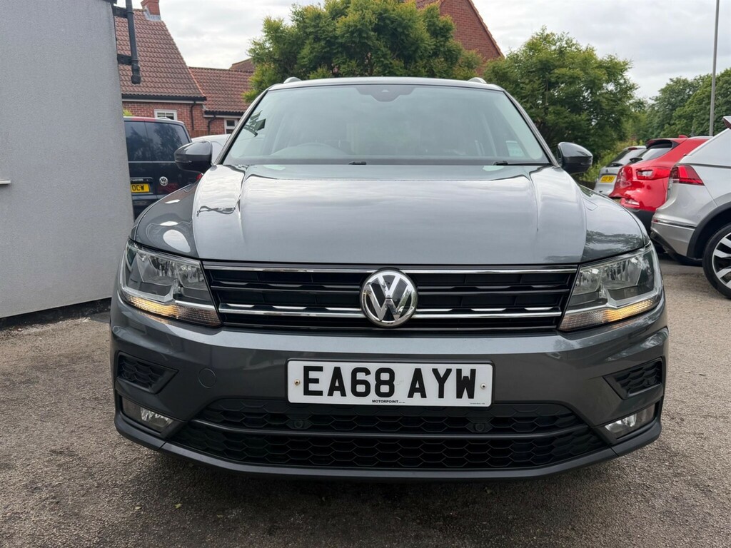 Volkswagen Tiguan 2.0 Tdi Se Navigation Euro 6 Ss EA68AYW Grey #4