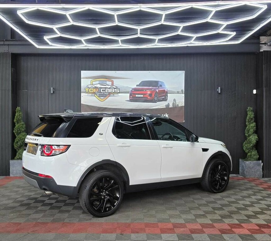 Land Rover Discovery Sport Suv 2.0 Td4 Hse Black 2017 YR67KDZ White #5