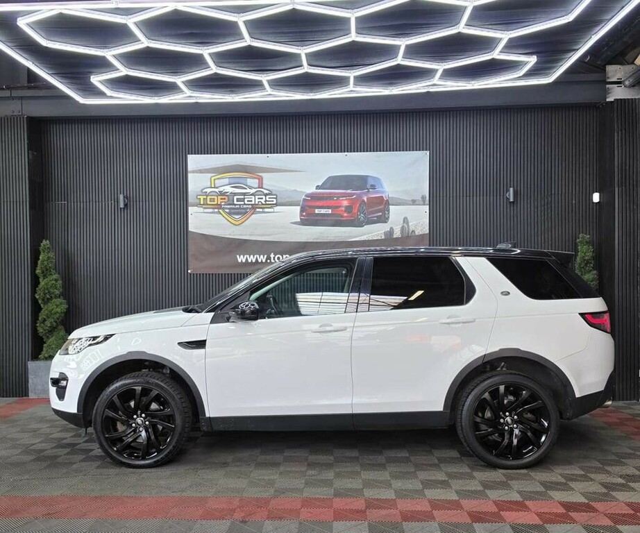 Land Rover Discovery Sport Suv 2.0 Td4 Hse Black 2017 YR67KDZ White #3