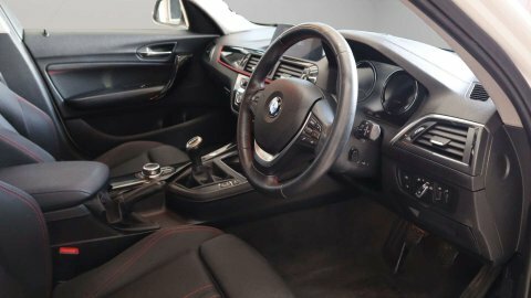 BMW 1 Series 2018 18 2.0 KT18XYN White #2