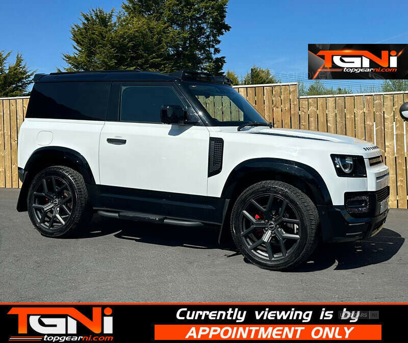Land Rover Defender 3.0 D200 Hard Top