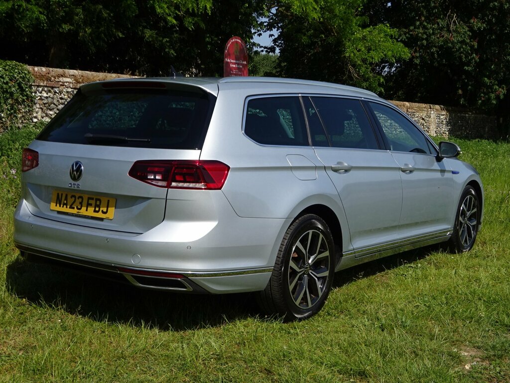 Volkswagen Passat 1.4 Tsi 13Kwh Gte Estate Plug-in Hybrid NA23FBJ Silver #4