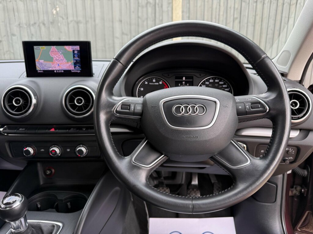 Audi A3 1.2 Tfsi Se Sportback Euro 5 Ss Red #5