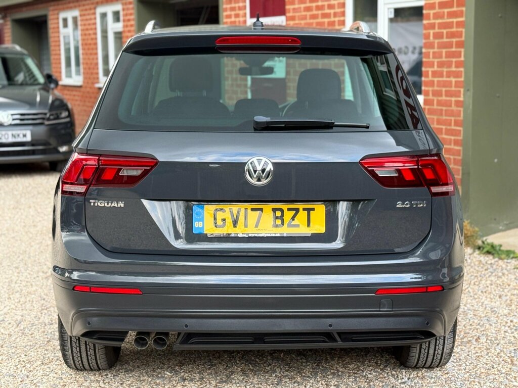 Volkswagen Tiguan 2.0 Tdi Bluemotion Tech Se Navigation Dsg Euro 6 GV17BZT Grey #4