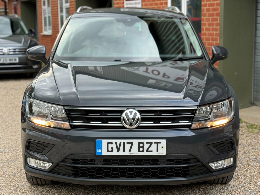 Volkswagen Tiguan 2.0 Tdi Bluemotion Tech Se Navigation Dsg Euro 6 GV17BZT Grey #3