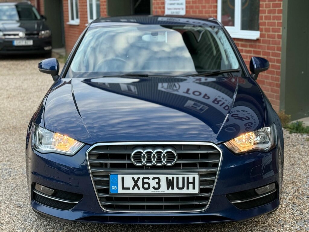 Audi A3 1.4 Tfsi Se Sportback Euro 5 Ss Blue #2