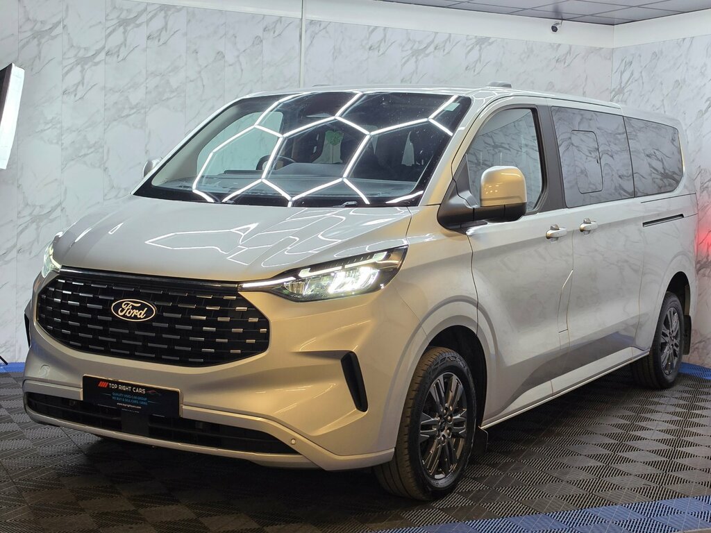 Ford Tourneo Custom 2.0 320 Ecoblue Titanium Luxe Minibus Double Cab 5 Silver #3