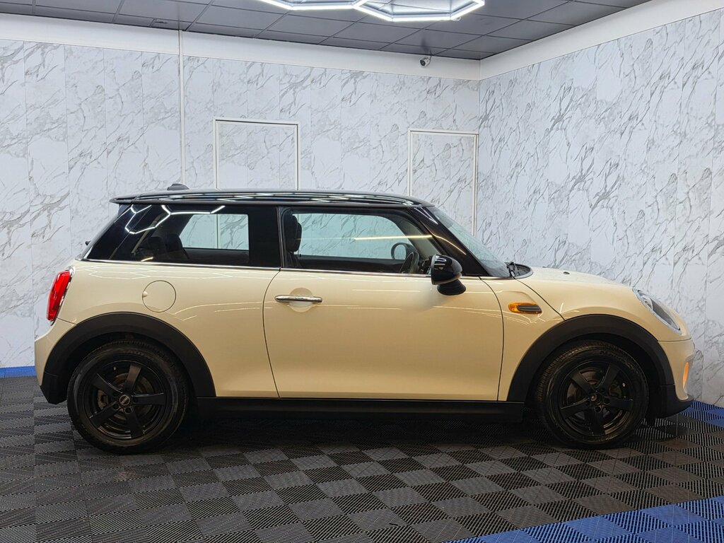 Mini Hatch 1.5 Cooper Hatchback Euro 6 Ss 136 Ps Pet HG64JGY White #6