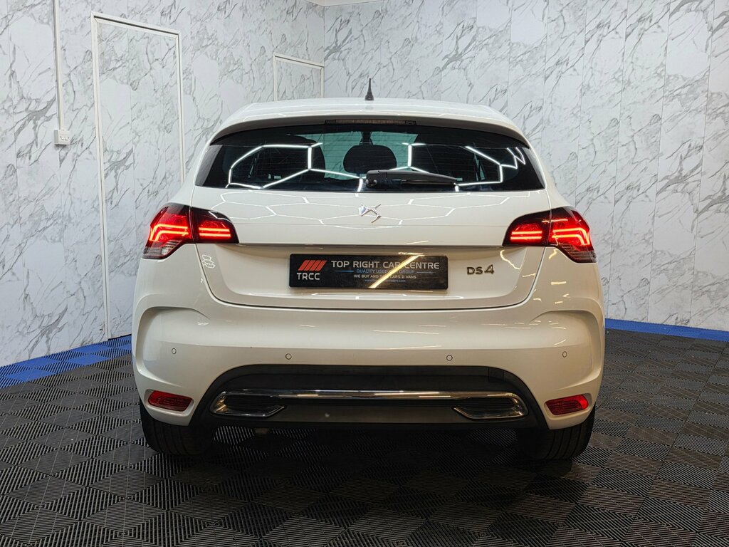 DS DS 4 1.2 Puretech Elegance Hatchback White #4