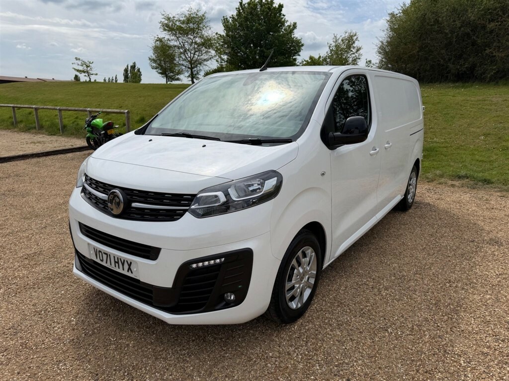 Vauxhall Vivaro 1.5 Turbo D 2700 Sportive L1 H1 Euro 6 Ss VO71HYX White #3