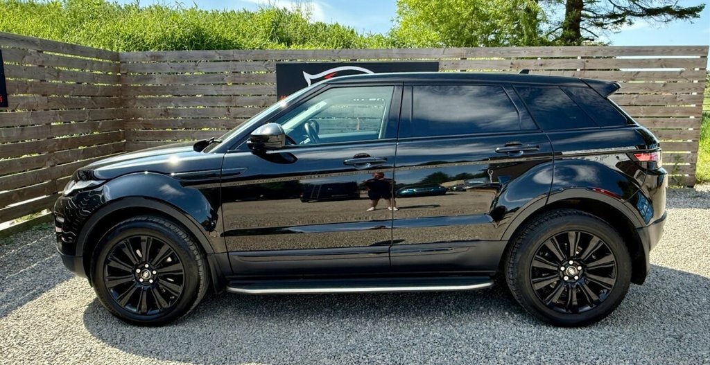 Land Rover Range Rover Evoque 2L Se Tech Black #6