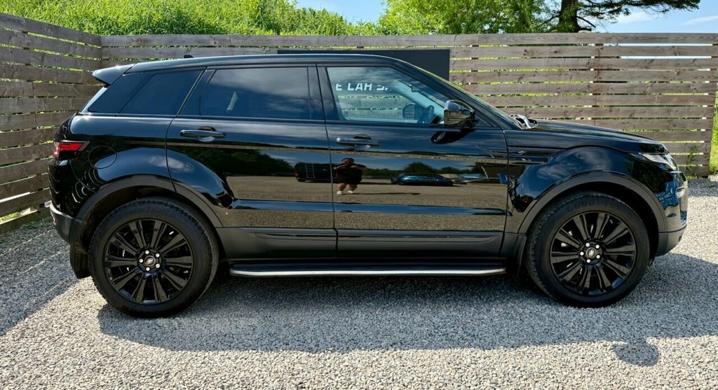 Land Rover Range Rover Evoque 2L Se Tech Black #2