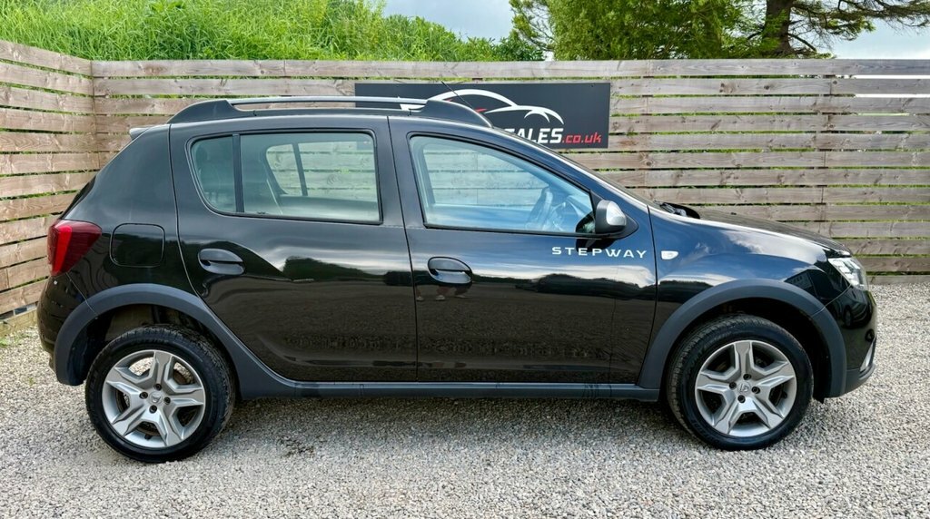 Dacia Sandero Stepway 1L Essential DX19LFO Black #2