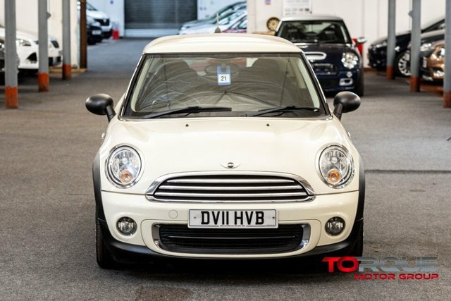 Mini Hatch 1.6 One Hatchback Euro 5 98 Ps DV11HVB White #4