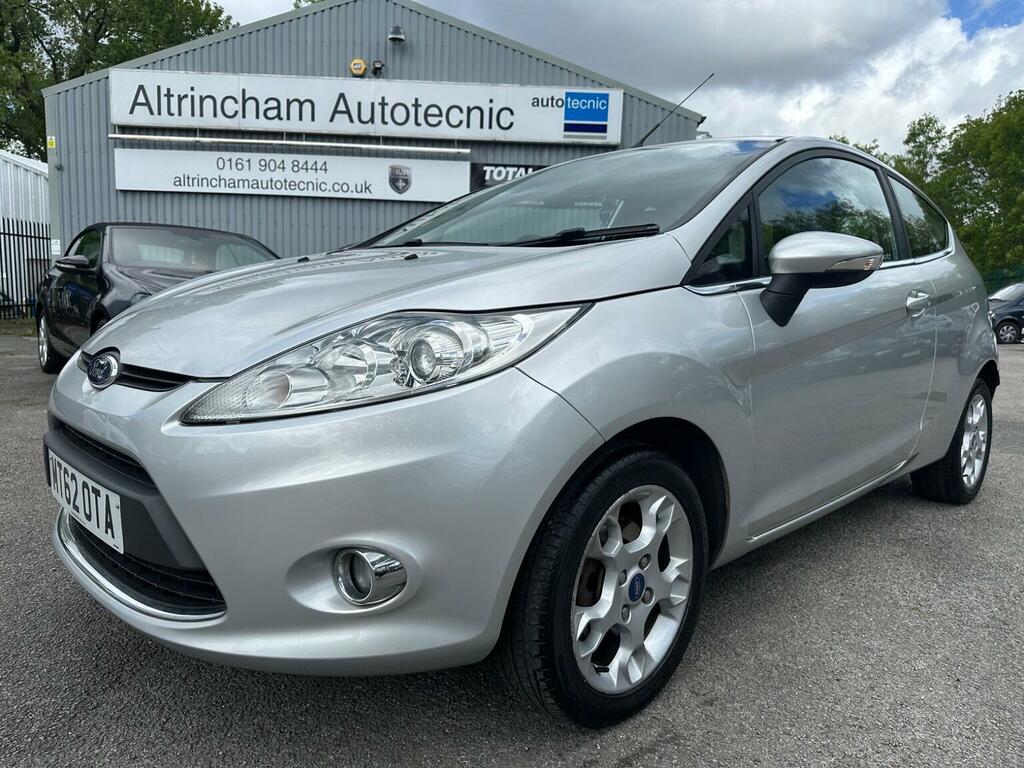 Ford Fiesta Hatchback 1.4 Zetec 201262 Silver