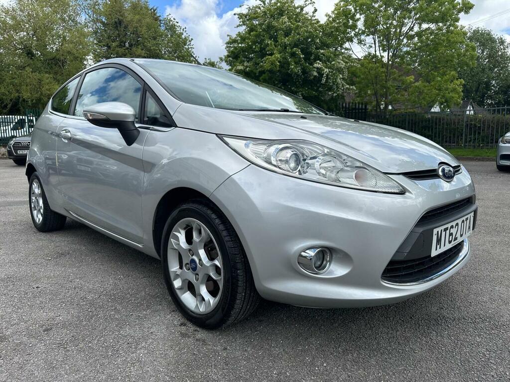 Ford Fiesta Hatchback 1.4 Zetec 201262 MT62OTA Silver #2