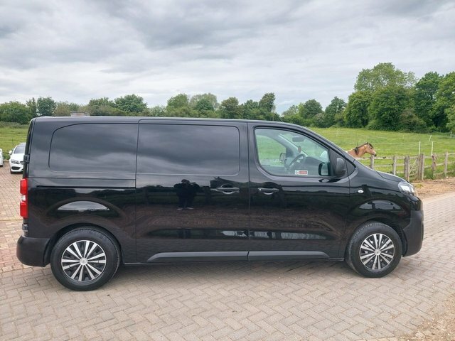 Citroen Dispatch 1.5 Bluehdi 1000 Enterprise M Panel Van 6Dr MW69KFU Black #3