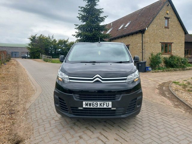 Citroen Dispatch 1.5 Bluehdi 1000 Enterprise M Panel Van 6Dr MW69KFU Black #2